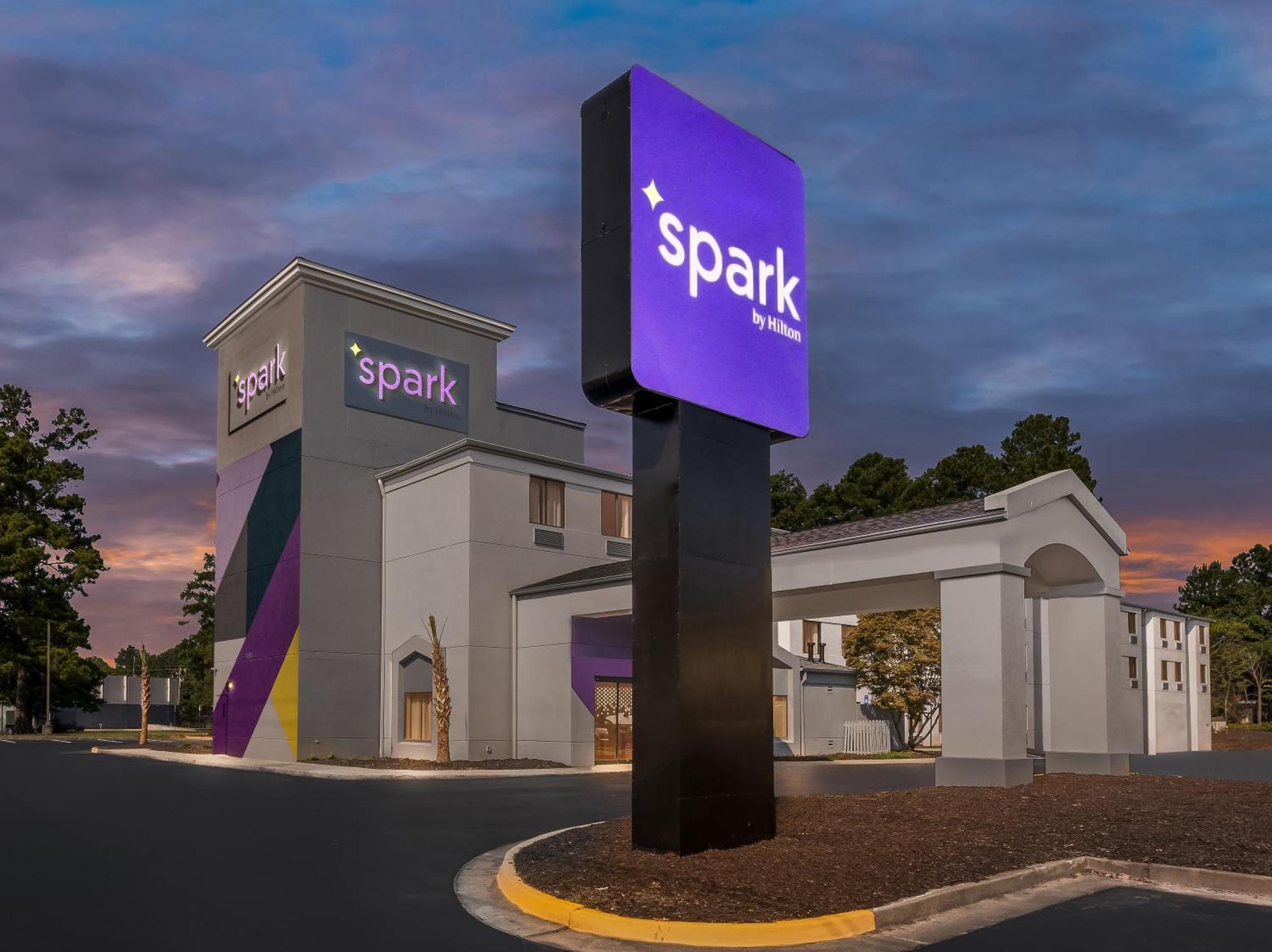 Spark By Hilton Огъста Екстериор снимка