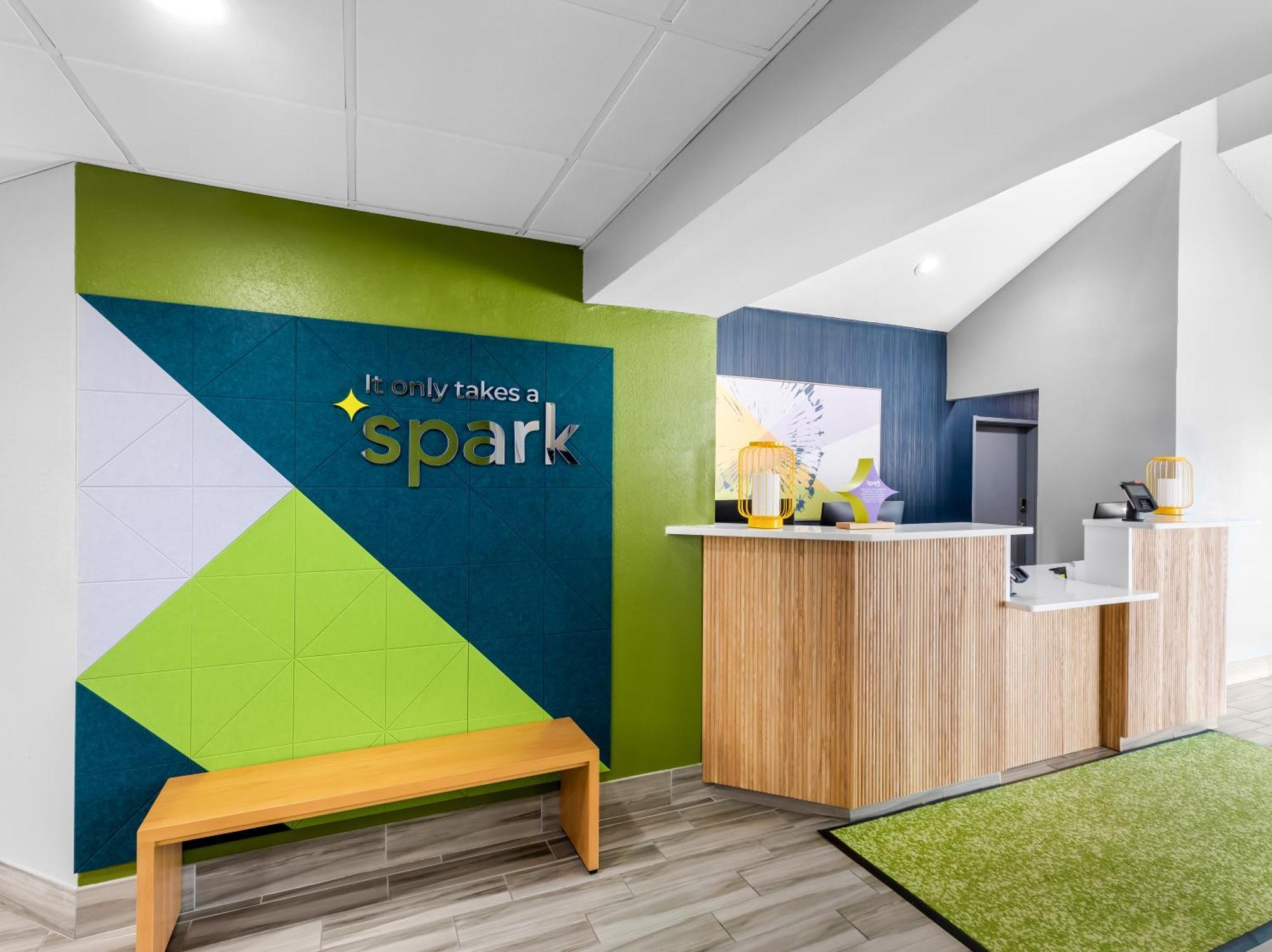 Spark By Hilton Огъста Екстериор снимка